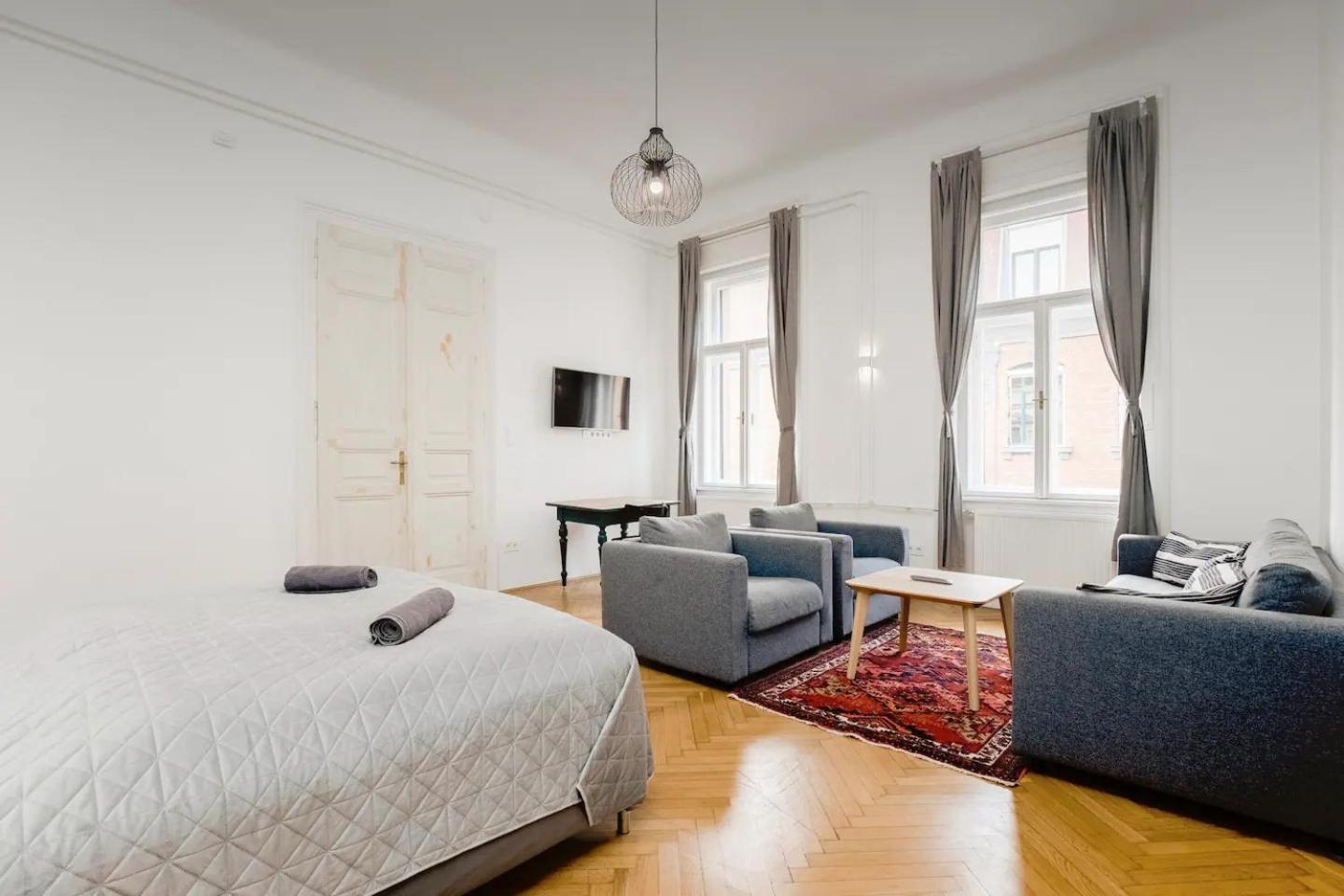 Budapestayz - Izabella Studios Экстерьер фото
